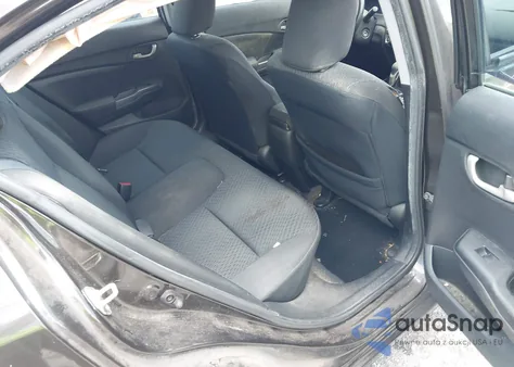 2014 Honda Civic Lx z USA, uszkodzony, nr VIN 2HGFB2F53EH553314